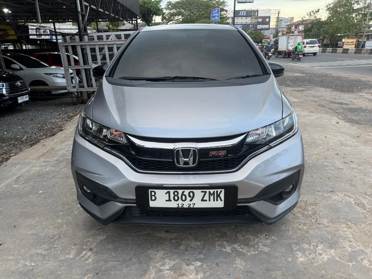 New Jazz RS CVT th 2017 - Dealer mobil bekas